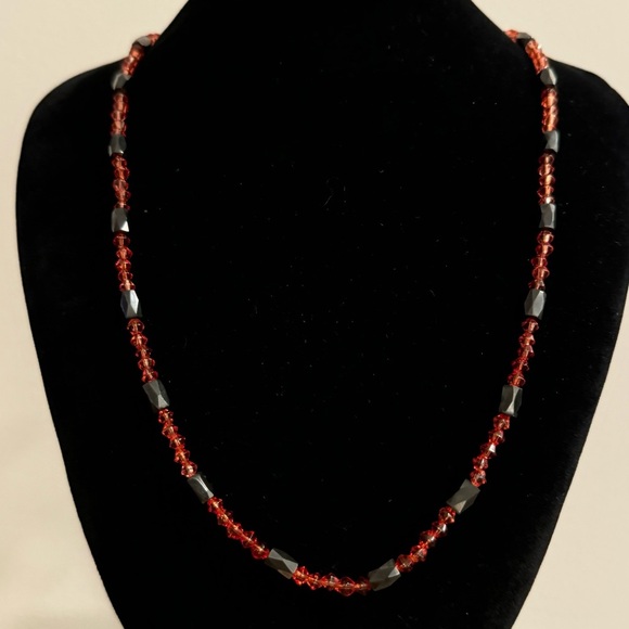 ⚜️3 for $30⚜️ Vintage Hematite Wrap Necklace / Bracelet (Red faceted crystals) - Picture 11 of 15